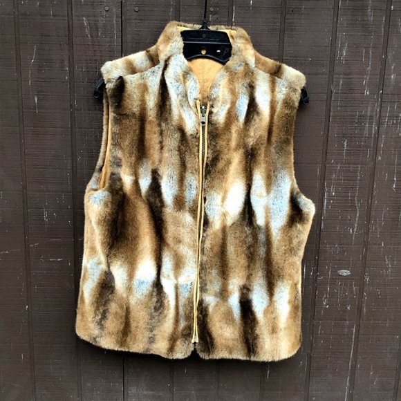 Faux Fur Skea Reversible Ski Vest! - Picture 2 of 7